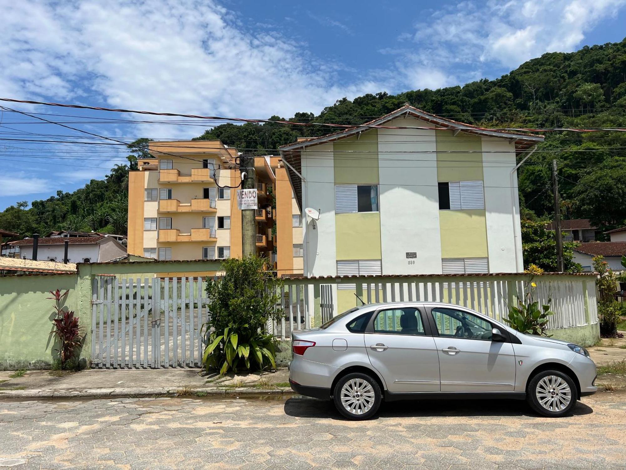 Ate 10 Pessoas E 2 Vagas De Garagem A 4 Quarteiroes Da Grande - Ubatuba-sp *