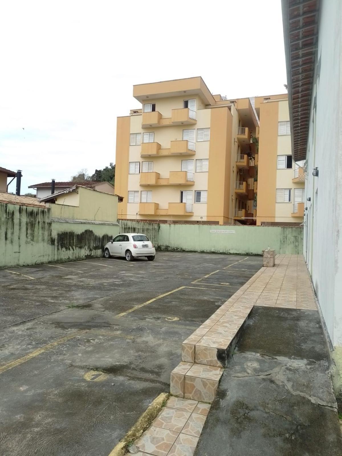 Ate 10 Pessoas E 2 Vagas De Garagem A 4 Quarteiroes Da Grande - Ubatuba-sp * Ubatuba